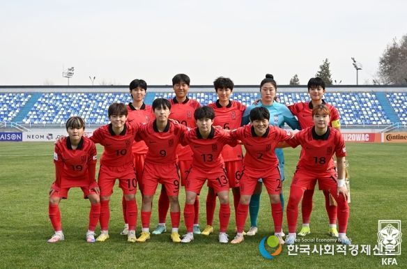 대만과의 아시안컵 조별리그 2차전에 선발로 나선 여자 U-20 대표팀의 모습.