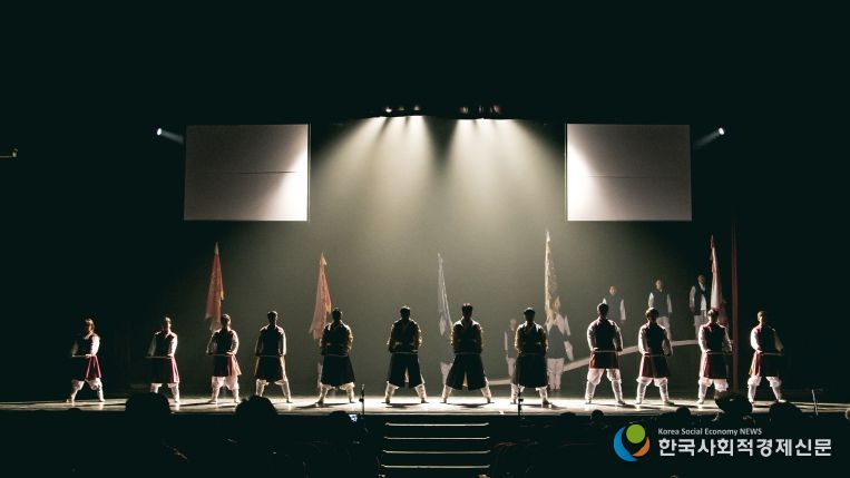 전통과 현대를 품은 택견 송년기획공연 개최(24년 송년기획공연 '사신의 기' 사진)