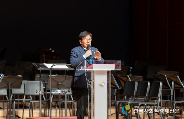 학생들의 선율로 채운 연말… 숭문중학교 오케스트라 공연 열려