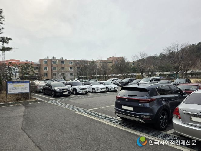 한국폴리텍대학 성남캠퍼스 주차장 모